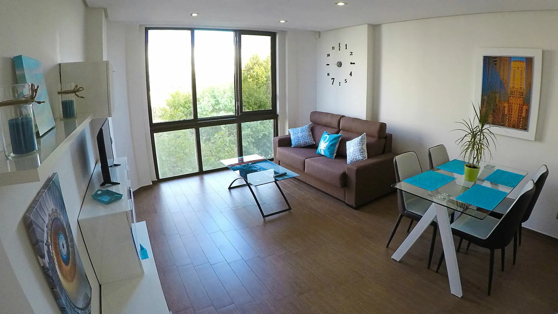 Gran Bulevar Apartment By Jitkey Cordoba